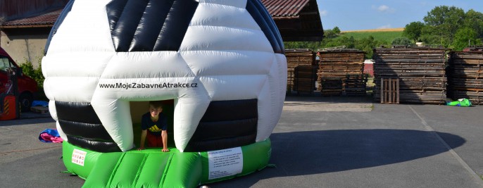 Skákací hrad Fotbalový míč